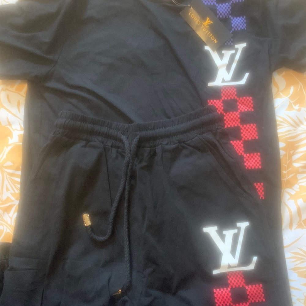 LV 2pc set